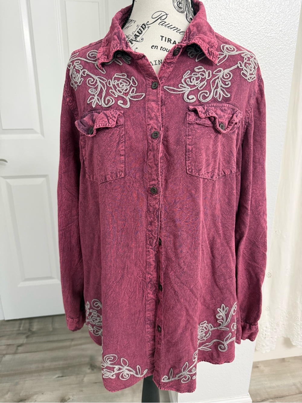 Western Embroidered Button-Front Women's Shirt - Pink